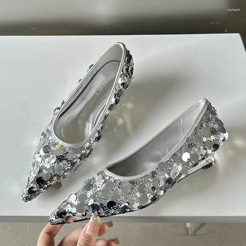 Chaussures habillées zookerlin talons bas brillants en argent argent pompes pour femmes sandales à paillettes métalliques