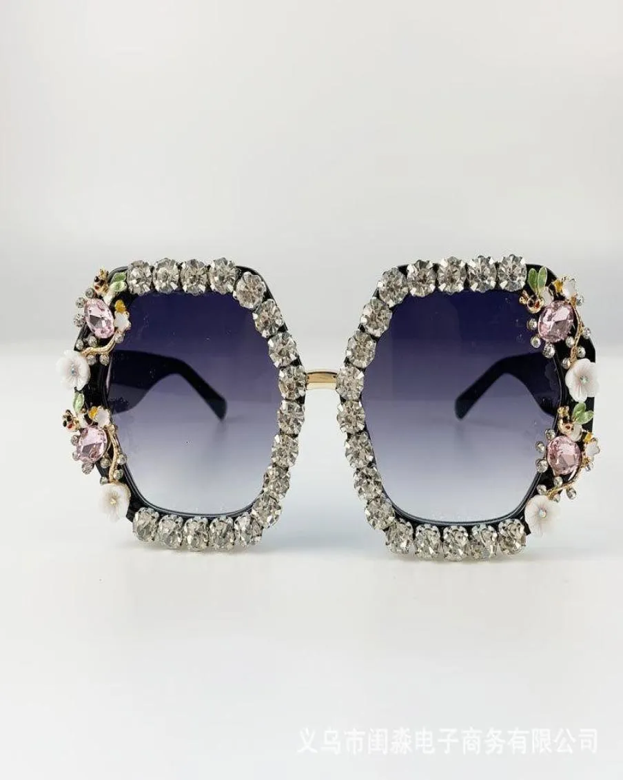 Design de marca, óculos de sol shinestone de shornes de marca de moda feminina flores com pérolas redondo óculos de sol vintage Beach Party16038382
