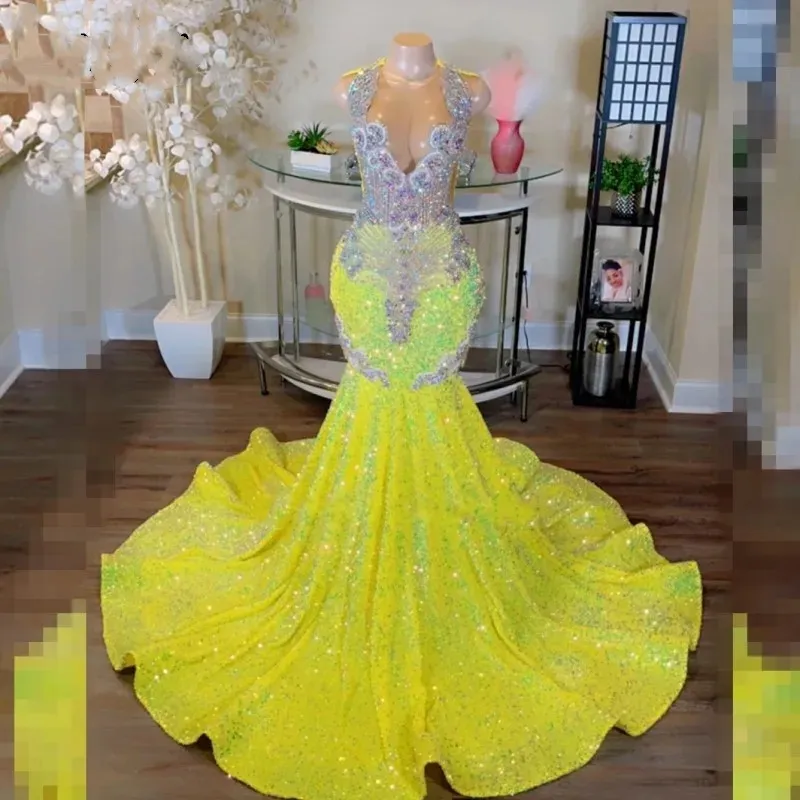 Robes de bal jaune pour filles noires 2024 Crystal sirène robe de soirée en strass de fête en strass vestidos de gala