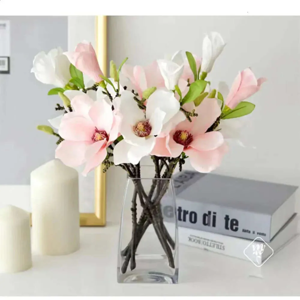 Magnolia Bouquet Vintage Artificial 5Pcs Flower Arrangement For Home Office Wedding Bridal Bedroom Floor Vase Decoration 240308