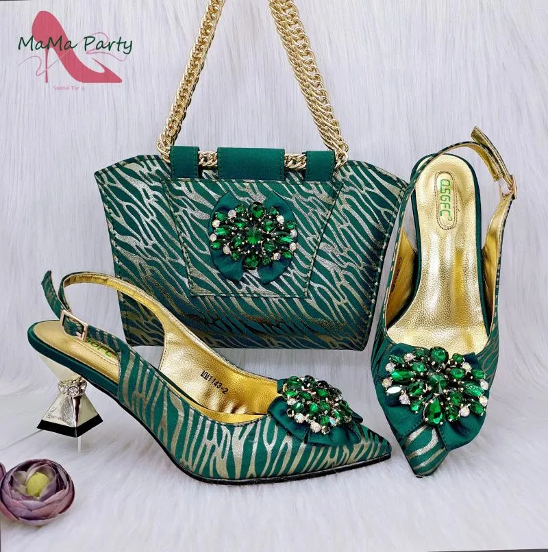 Dress Scarpe 2024 Novelty Women and Bag Set in Navy Green Color Pointed Sandals Specials Arrivals for Garden Party