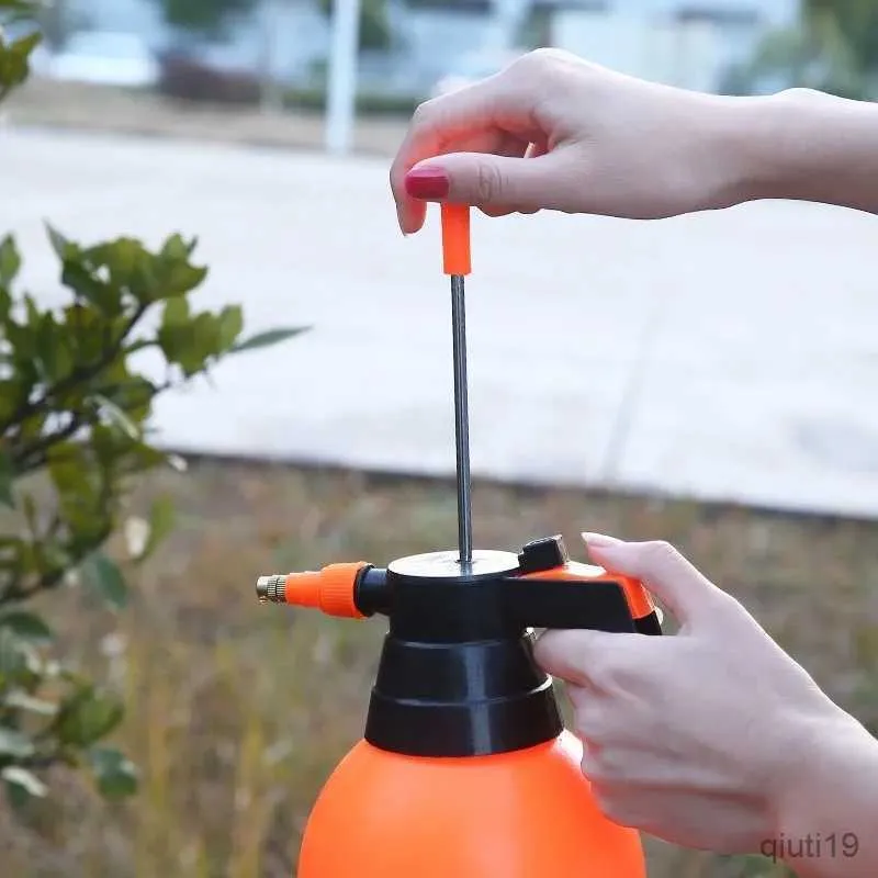 噴霧器1.5L 2Lハンドヘルド空気圧噴霧器滅菌肥厚噴霧器ガーデニングスプレーガーデニングポット植物散水スプレーポット