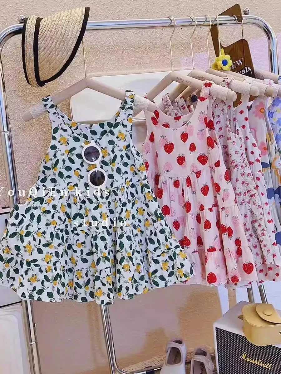 18 -jarige meisjes kleding zomer mode casual kinderen slip rok kinderen kleding bloemen schattige baby camisole jurk 240413