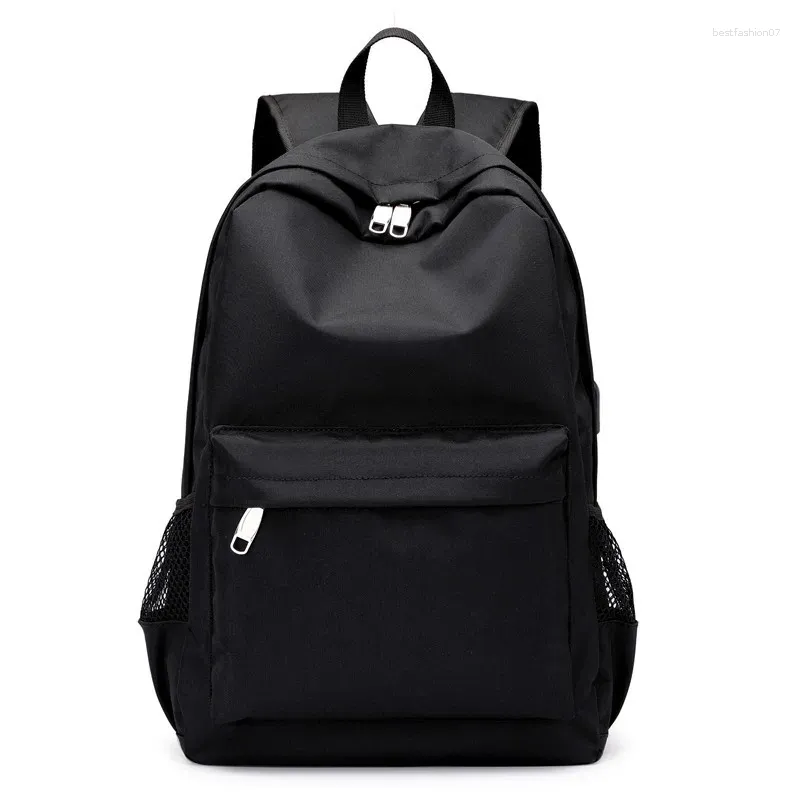 Backpack Solid Men's Casual Koreaanse versie met grote capaciteit USB -oplaadreizen