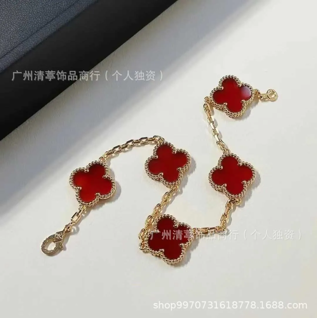 Brand charm Van High Version Four Leaf Grass Bracelet Female Plated 18k Rose Sculpture CNC Buckle Red Agate White Fritillaria