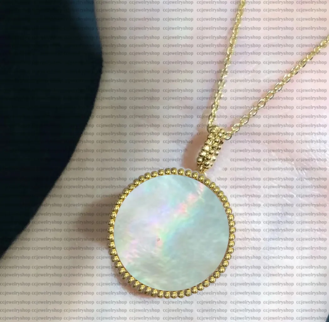 クローバーネックレス：ゴールドビッグフラワーズマザーオブパール18K 