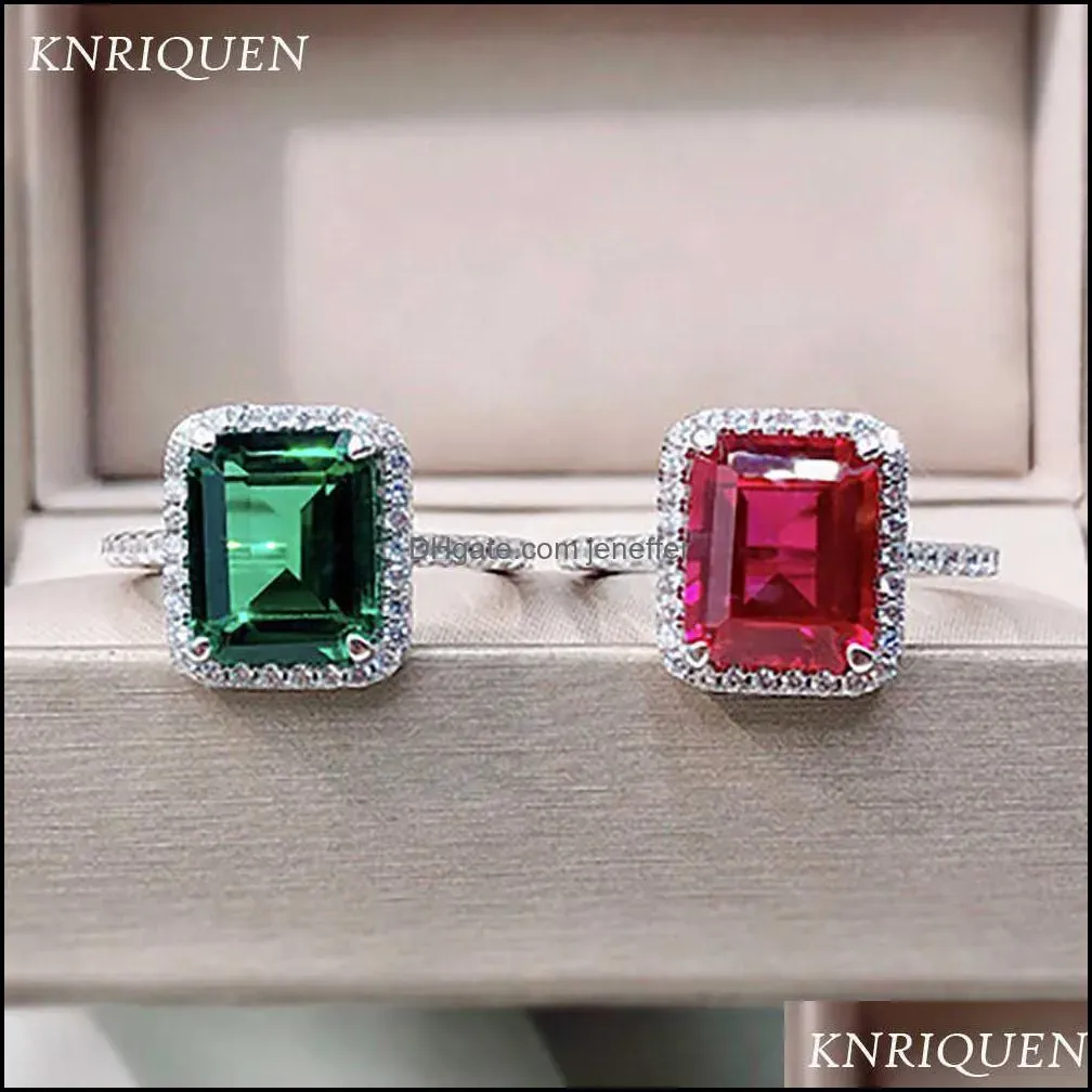Ring Solitaire Anneaux Bijoux vintage 100% solide 925 Sterling Sier 8 * 10 mm Emerald Ruby Gemstone Wedding Party for Women Lab Diamond