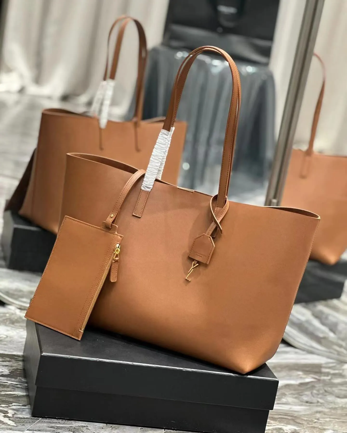 Luxurys grande boutique avec mini sac de concepteur de bourse pour hommes sac à main