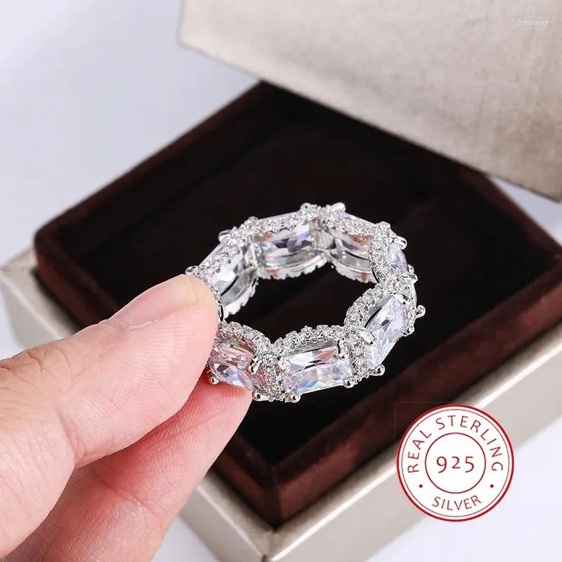 Cluster Rings Gorgeous Understated Women's Wedding Ring Geometric Cubic Zirconia Silver Fashion 925 Sterling Jewelry
