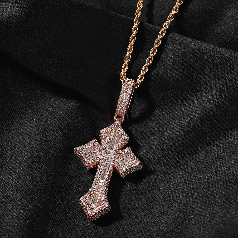 Collier pendentif en croix Hip Hop Tarbant 5A T Zircon 18K Bijouts de rap plaqué d'or