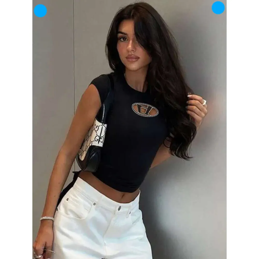 Womens Tshirt Y2k Top Shirts for Women Fashion Street Spice Girl Slim Show Chest D Embroidery Crop Short Open Umbilical Versatile 658