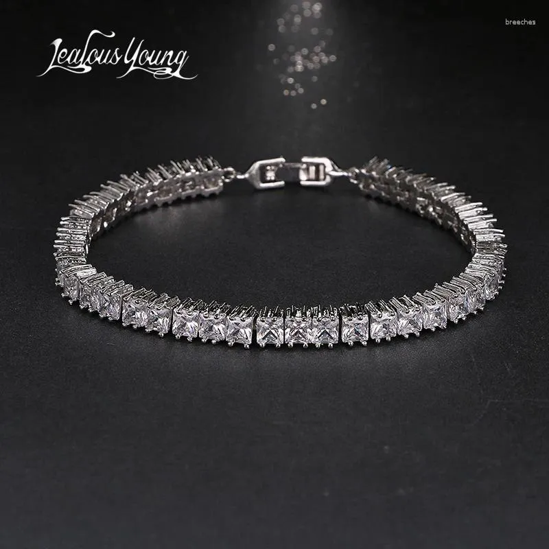 Bracelets de charme Square Zircon Mariage Bridal Bracles avec une couleur argentée Friends Friends For Women Jewelry Gift