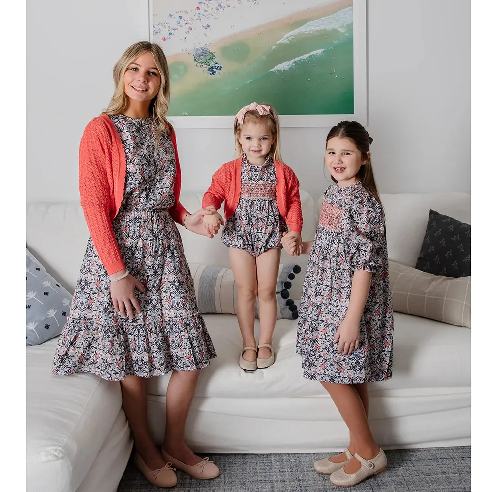 AP Coral Collection SS24 Girls Smocked Dress Baby Kids Romper Dopasowanie odzieży Zestaw ubrania Dzieci Cardigan #6602 240403