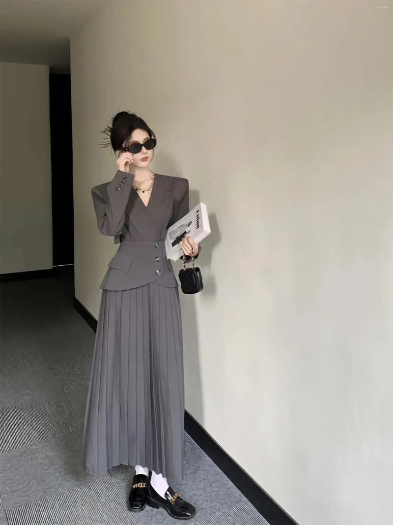 Vintage Y2K Grey Skirt Suit Set with Long Sleeve Blazer and A Line Pleated Skirt Summer 2 Piece Outfit for Women