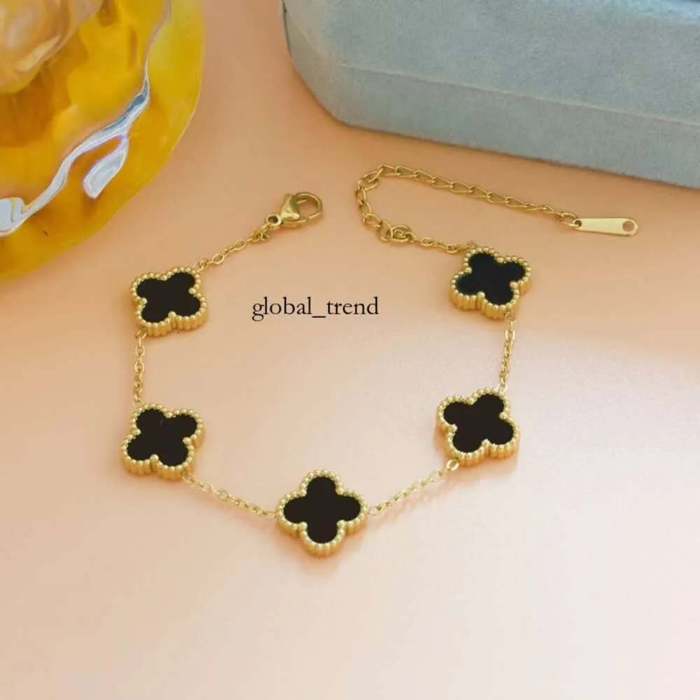 Bracelet Luxury Popular Lucky Four Clover folhas Titanium Steel Bracelet Gold Gold Fritillaria, European e moda Novo estilo, Temperamento 749