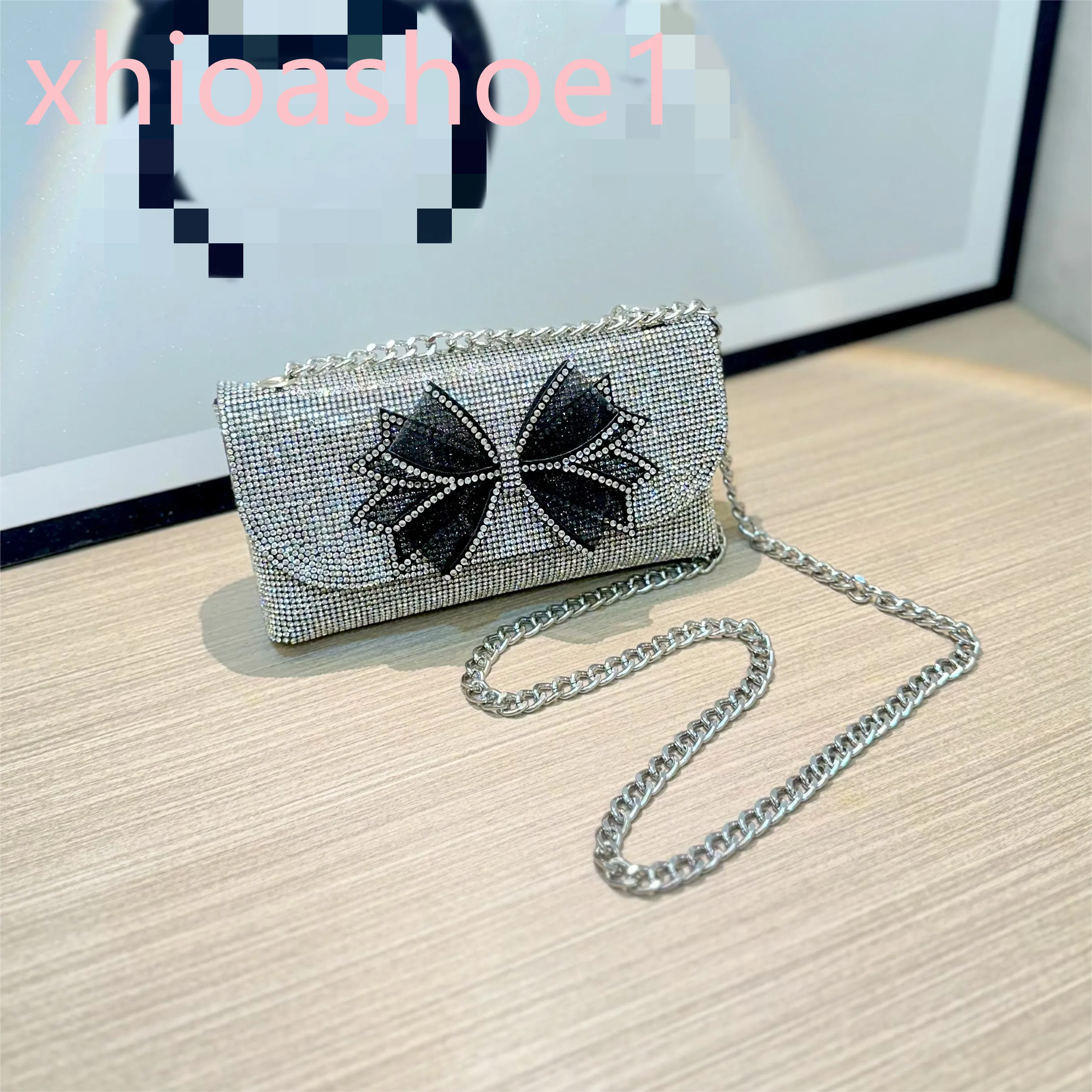 Mini sac de luxe Designer Sac à bandoulière Crystal Sac à main en cristal Perles en métal étincelante Sac sous-argument sous-argument