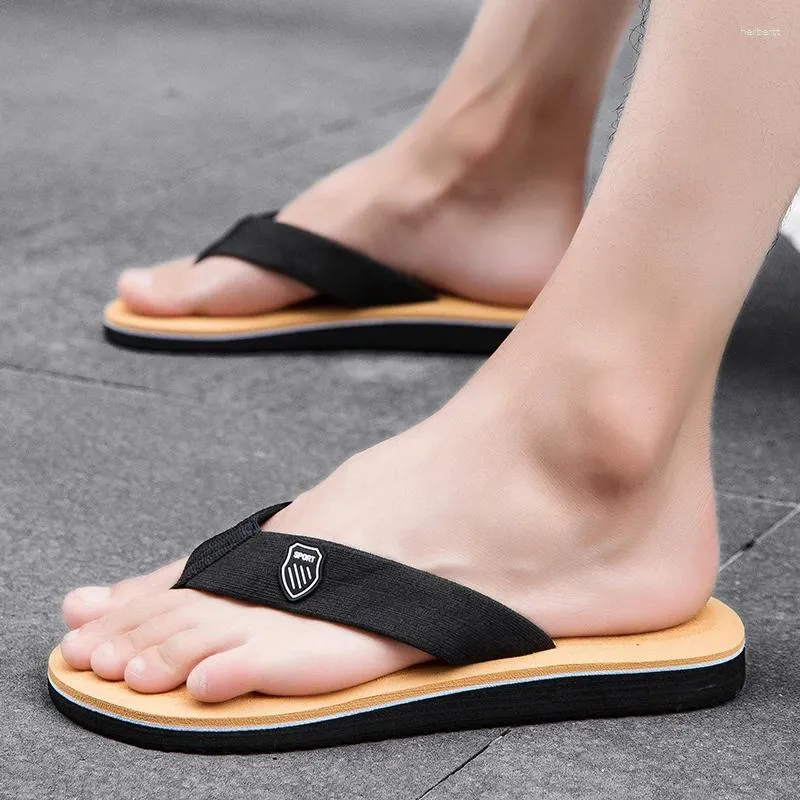 Slippers Men's Summer Women Indoor salle de bain épaisse de plate-forme non glissée de Pâques de Pâques toppons de caricature de Pâques Bear Beach Sandals Ladies chaussures