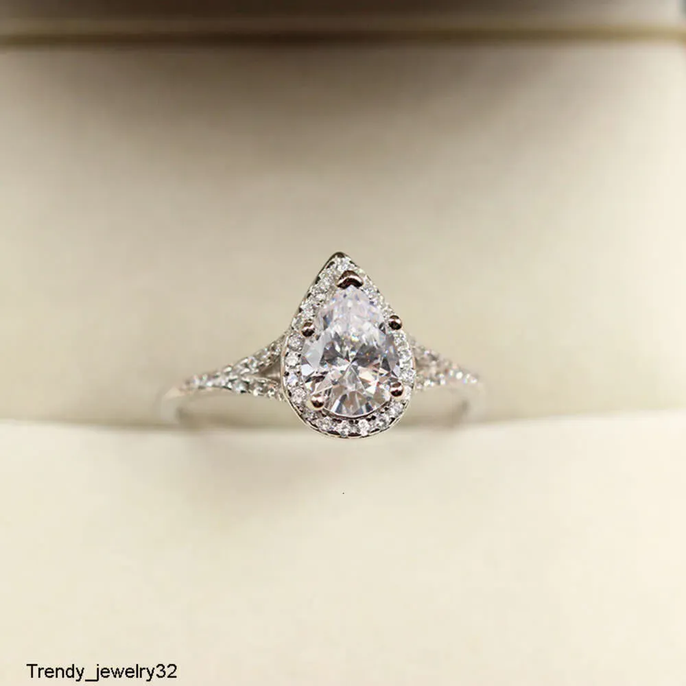 Ringar Yu Ying Gems 1.5CT Moissanite Stone Pear Moissanite Diamond 14K White Gold Engagement Ring Smycken