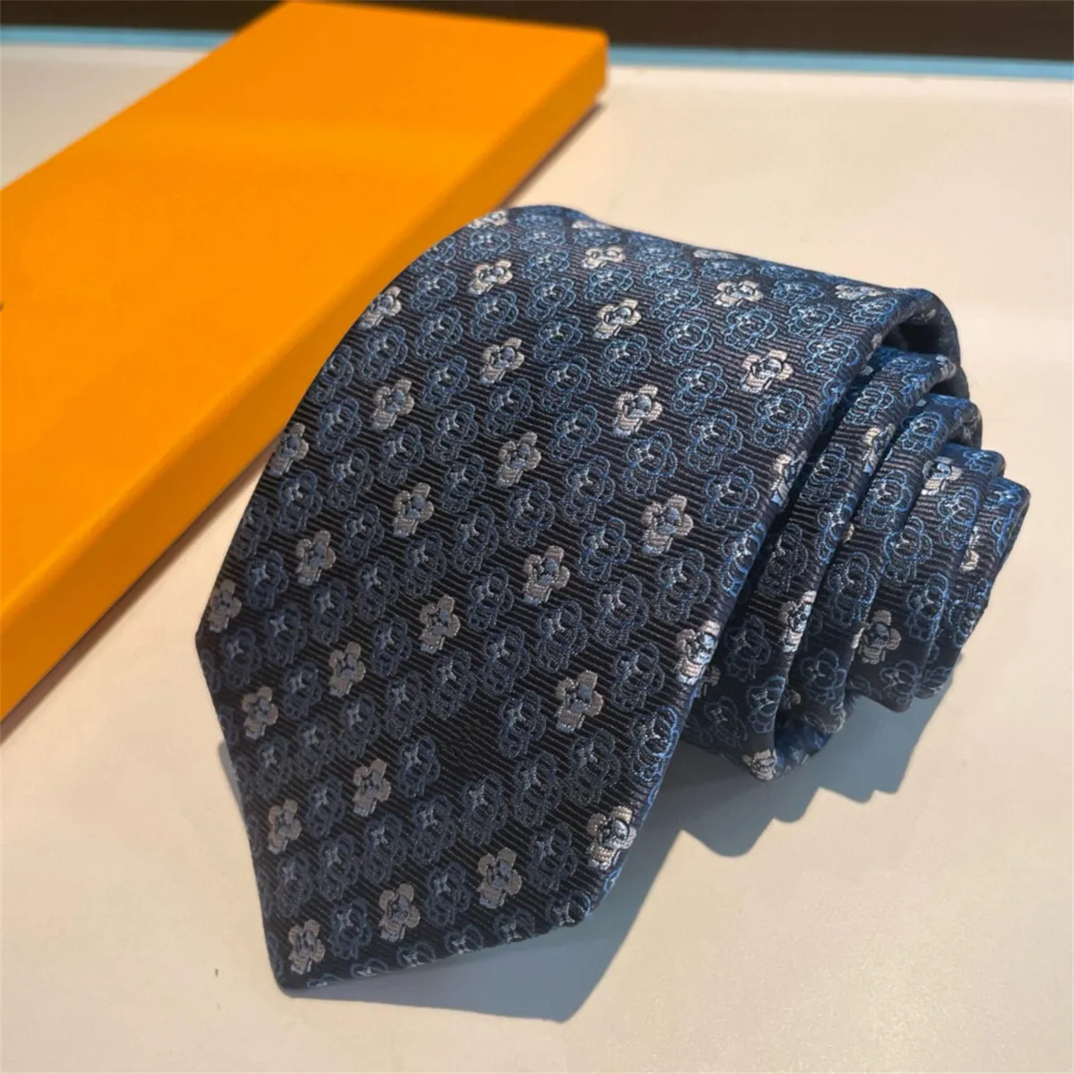 2024 NIEUWE LUXURY TIE DEGESIGER Men's Silk Tie 00% Jacquard hand geweven heren bruiloft Casual en zakelijke tie Hawaiiaanse stropdas