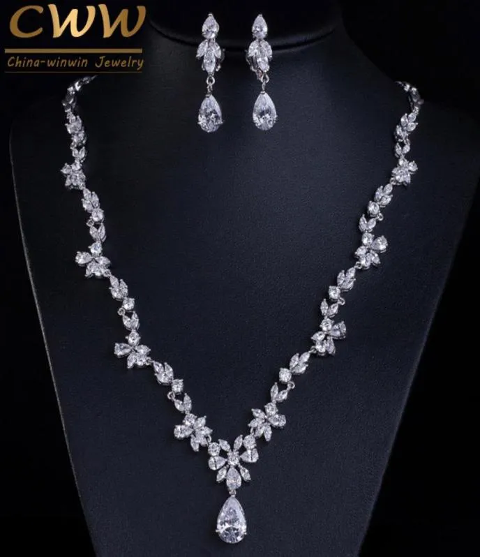 CWWZircons 2018 Nieuwe trouwkostuumaccessoires Cubic Zirkon Crystal Bridal -oorbellen en ketting sieradensets voor bruiden T123 D187343669