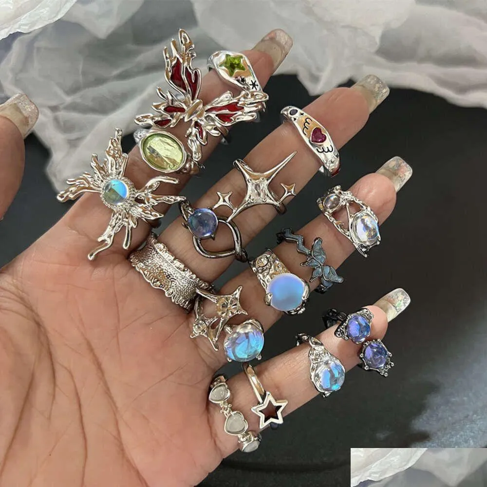 Avec des pierres latérales y2k cristal kpop coeur ajusté anneau ajusté géométrie punk anneaux vintage ensembles pour les femmes bijoux de la mode de la mode dhm0i