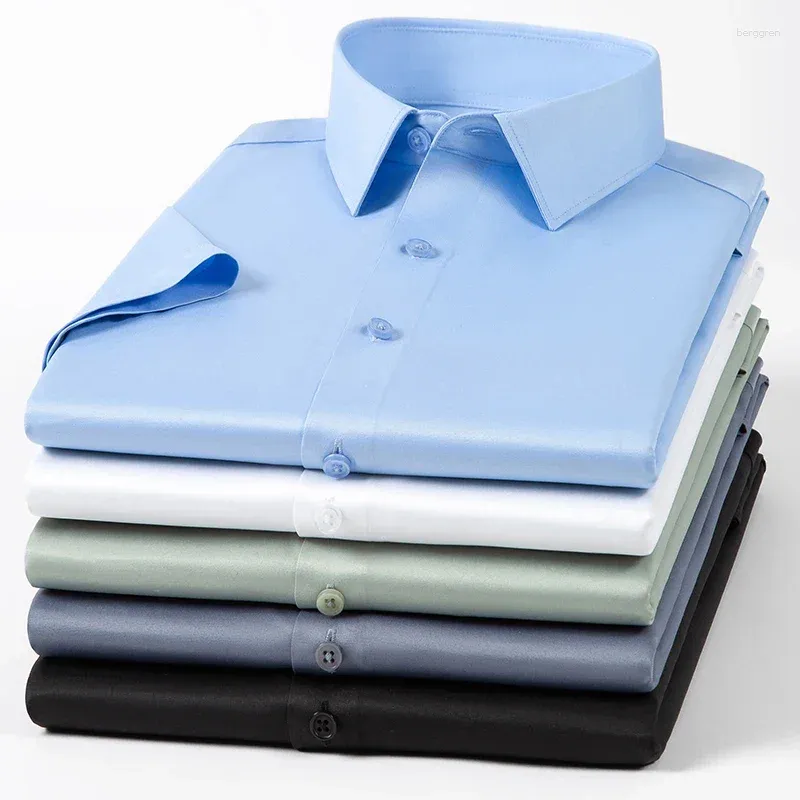Herrklänningskjortor 2024 Summer Kort ärm Hög densitet Silky Material Solid Elastic Business Men No Pocket Stretch Clothes