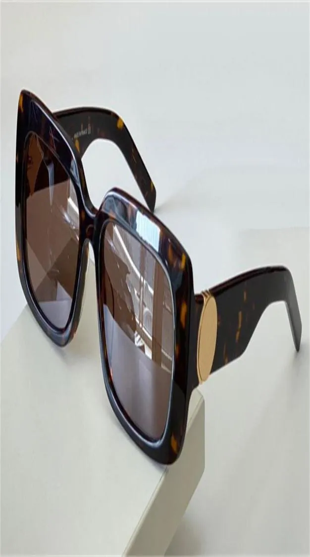 Modedesign solglasögon 1360 fyrkantig ram ram gata pop avantgarde stil toppkvalitet utomhus UV400 skyddsglasögon med G1872286