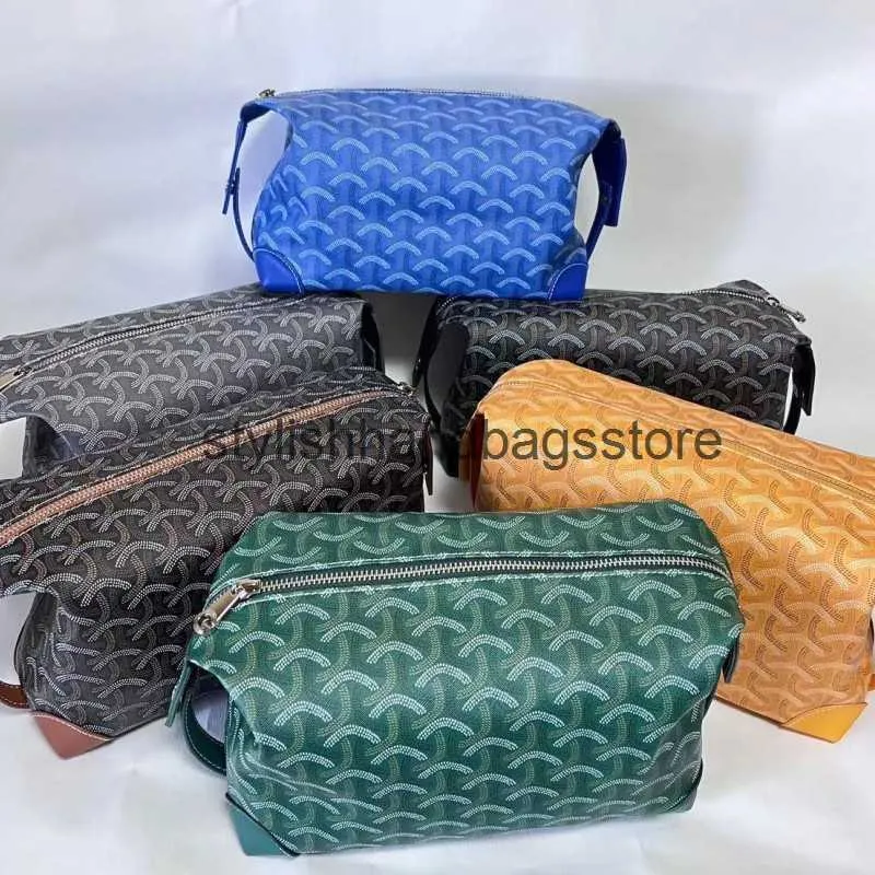 Casmetic Bacs Cases Nouveau sac de maquillage de dents de chien Version coréenne Version polyvalente lavage pour hommes et femmes Travel Multi Color Rangement Handsbag H240417