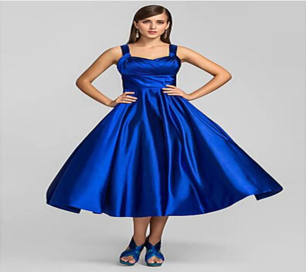 2019 New Tea Length Party Dresses ALine Plus Size Spaghetti Straps Royal Blue Ruched Satin Cocktail Prom Gowns For Women Formal O4546311