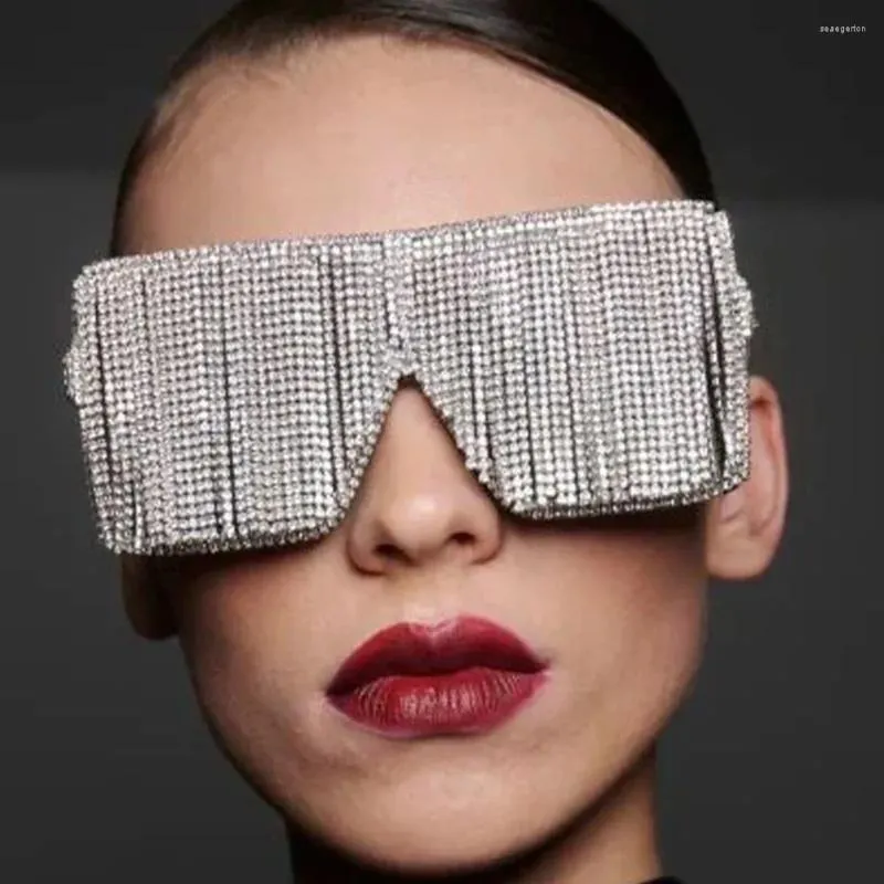 Lunettes de soleil cadres Fashion Diamond Tassel Square Eyeglass Frame de marque de marque de marque pour femmes miroir de bijoux pour le visage exagéré