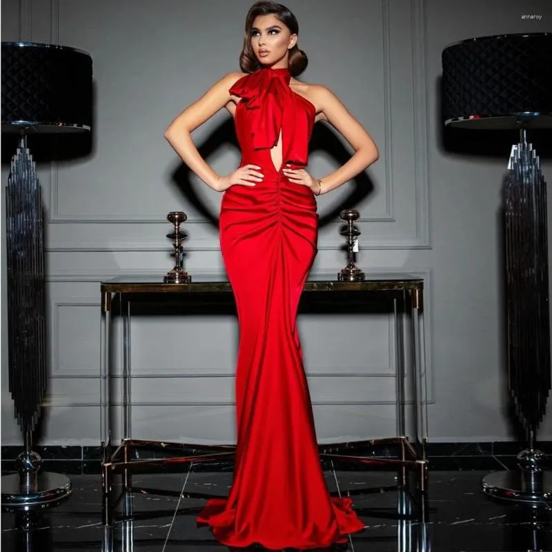 Party Dresses Halter Red Satin Dress Soft Taffeta Women Clothing Floor Length Trumpet Evening With Train Backless Elegant Prom