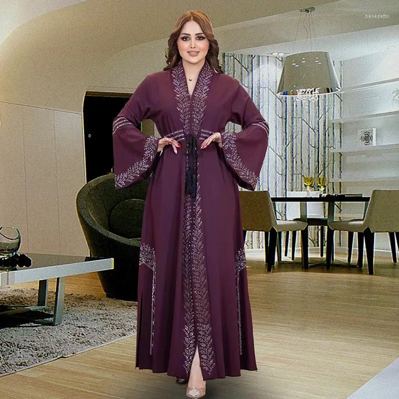Suknie ślubne z ubrania etnicznego dla kobiet Dubai Elegancka muzułmańska abaya imprezowa sukienka z długim rękawem Abayas Turkey Islam Kaftan Arabic Srabe Vestidos