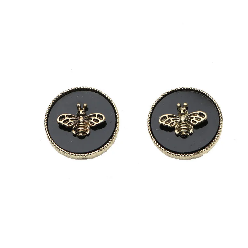 Fashion crossover round bee acrylic earrings for women Europe and the United States new creative personalized alloy earrings
