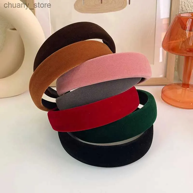 Bandas da cabeça Retro Solid Color Velvet Sponge Band Band Fashion Hair Accessories Mulheres Trend Street Shooting Hairband Hair Band Girl Headwear Y240417