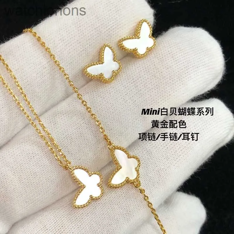 Luxury Top Grade Vancellelfe Brand Designer Necklace High Version Vgold Butterfly Necklace Pendant White Shell Daughter High Quality Jeweliry Gift