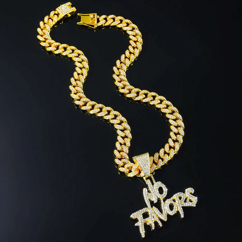 Collier de designer Hip Hop Exagéré Double Row LETTER PAS FAVORS Collier de pendentif en diamant complet