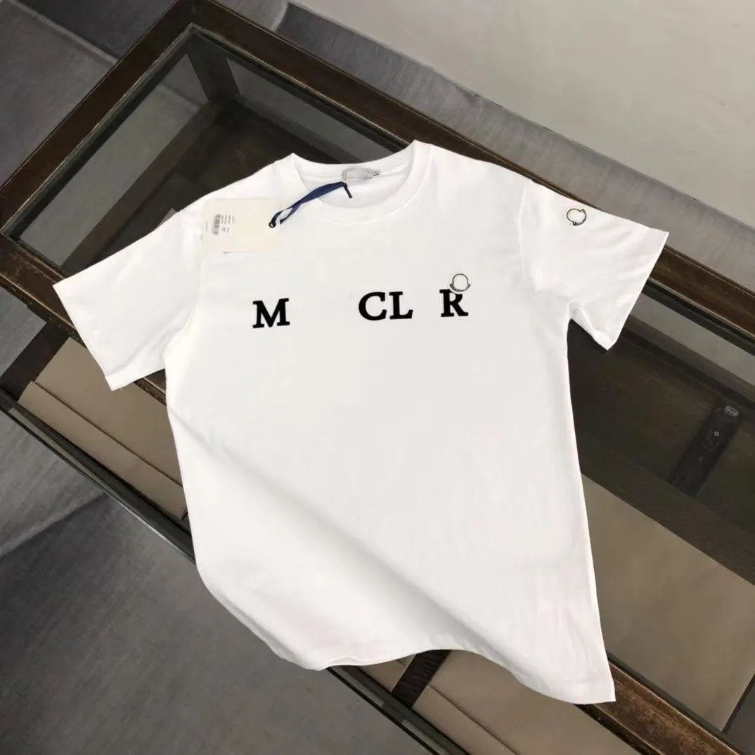 Hochwertige Sommer-Alphabet-Luxus-T-Shirt-Designer-Modemarke-T-Shirt-T-Shirt im Freien im Freien im Freien Kurzschlärm.