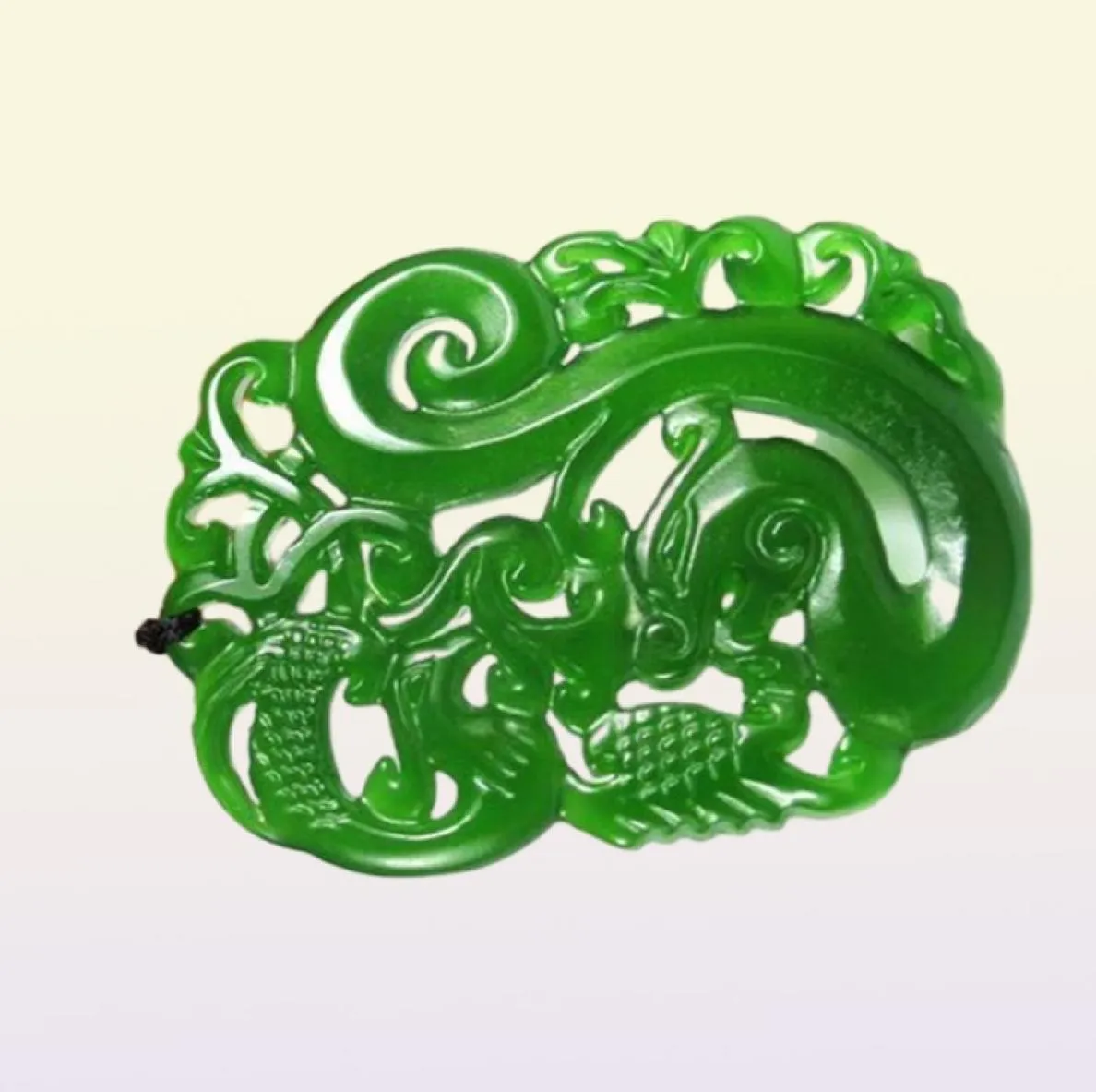 NOUVEAU JADE Jade China Green Jade Pendant Collier Amulet Lucky Dragon and Phoenix Statue Collection Summer Ornements5925079