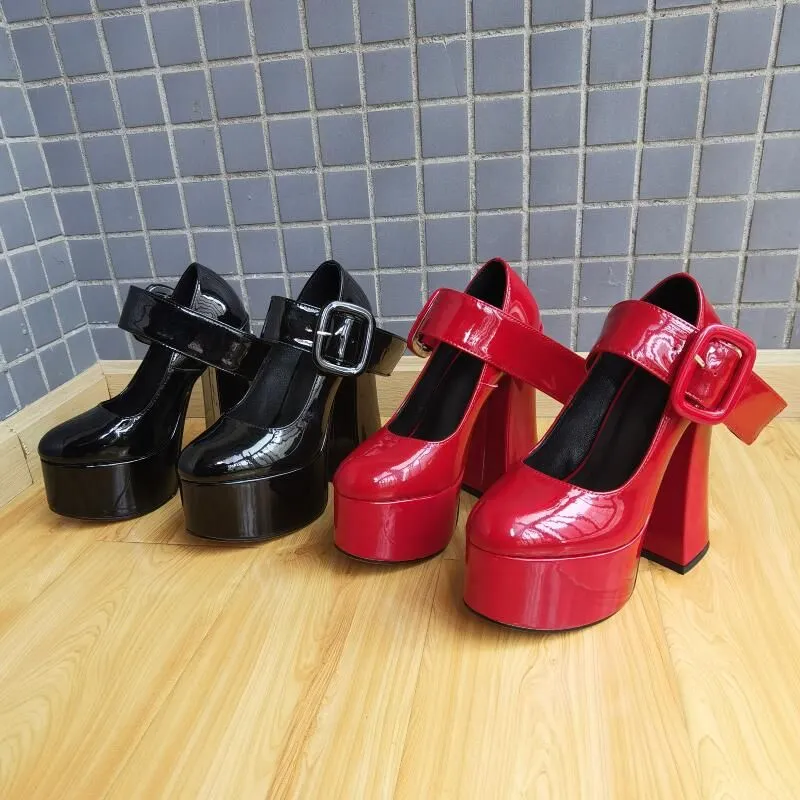 2024 femmes dames brevet cuir Super 15 cm Chaussures à talons de haut 4,5 cm Plateaux Pumps Gâteau de pin une ligne épais Bott Dance Party Buckle Robe Mari Mari Mumed Taille 35-43