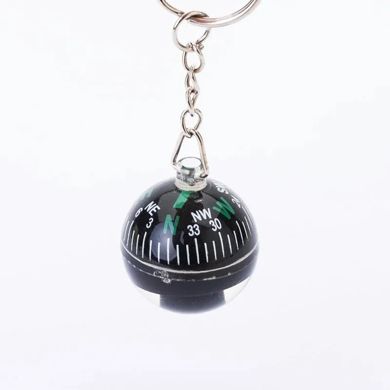 Ball Keychain líquido cheio de bússola mini tamanho do bolso Botão leve Formulário Dirigente Navigador Magnético