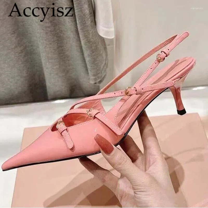 Dress Shoes Summer Dames High Heel Pointed Sandalen met metalen gesp vaste decoratie Solid Color Sexy Party Dance 2024