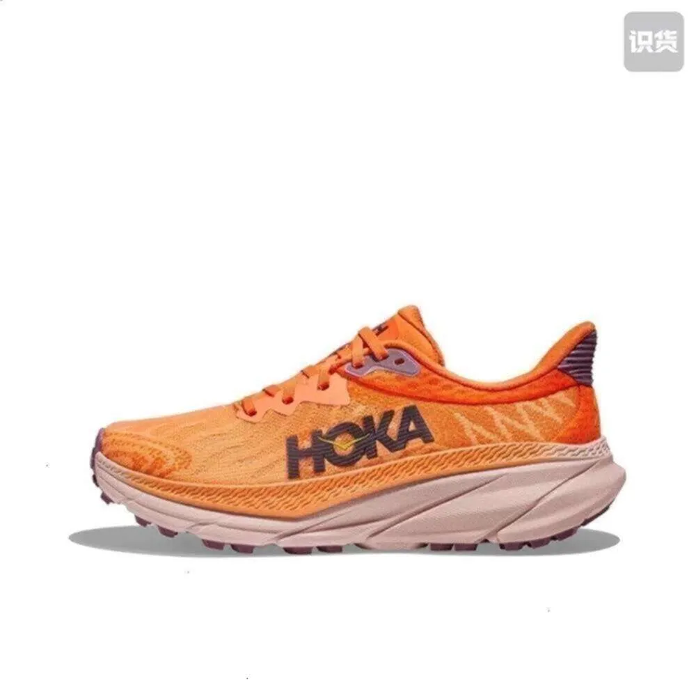 Buty turystyczne buty do biegania na zewnątrz Hokahone Challenger Summer Nowe swobodne wszechstronne amortyzowanie butów do biegania