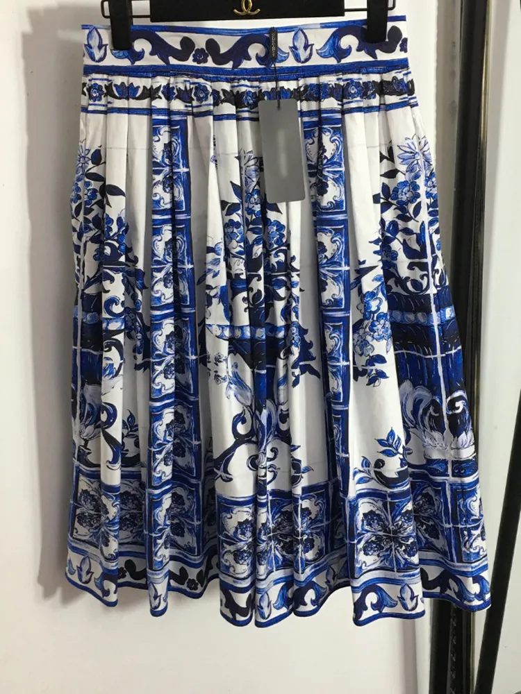 Runway Fashion Summer Blue and White Porcelain Print Jupe pour femmes hautes jupes de vacances vintage à la taille haute