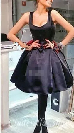 Satynowa krótka czarna sukienki na studniówkę kwadratową szyję linię bez rękawów duży łuk sexy back damski koktajl koktajlowy suknia balowa na zamówienie