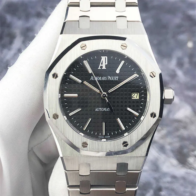 Designer Watch Luxury Automatic Mechanical Watches Series 15300st en acier inoxydable Dial noir Big à trois mains Mouvement pour hommes