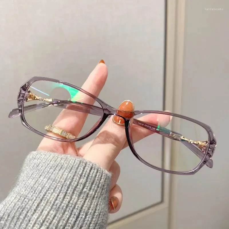 Solglasögon 2024 Kvinnor Fashion Optical Anti-Blue Light Reading Glasses Trendy Eyewear Presbyopia glasögon 1.0 1.5 2,0 2,5 3.0 3.5 4.0