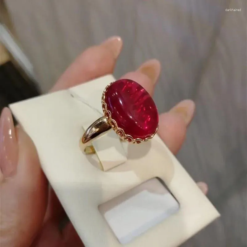 Кластерные кольца 585 фиолетовое золото рубиновый глянцевый красный цвет для женщин.