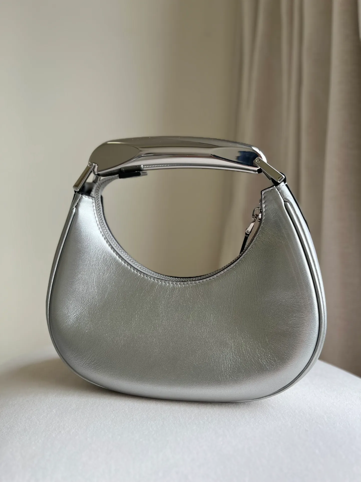 TF Märke Bianca Hobo Designer väskor Korn Fashion äkta läder axelväska Alla hjärtans dag födelsedag julklapp silver guld väska