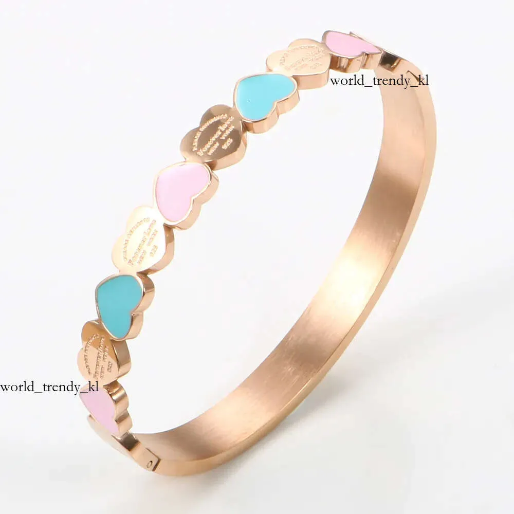 Designer Gold Plating Lucky Necklace Cuff Bangles Women Girls Wedding Party Charm Bangles Quality SMycken Tiffanyjewelry 445