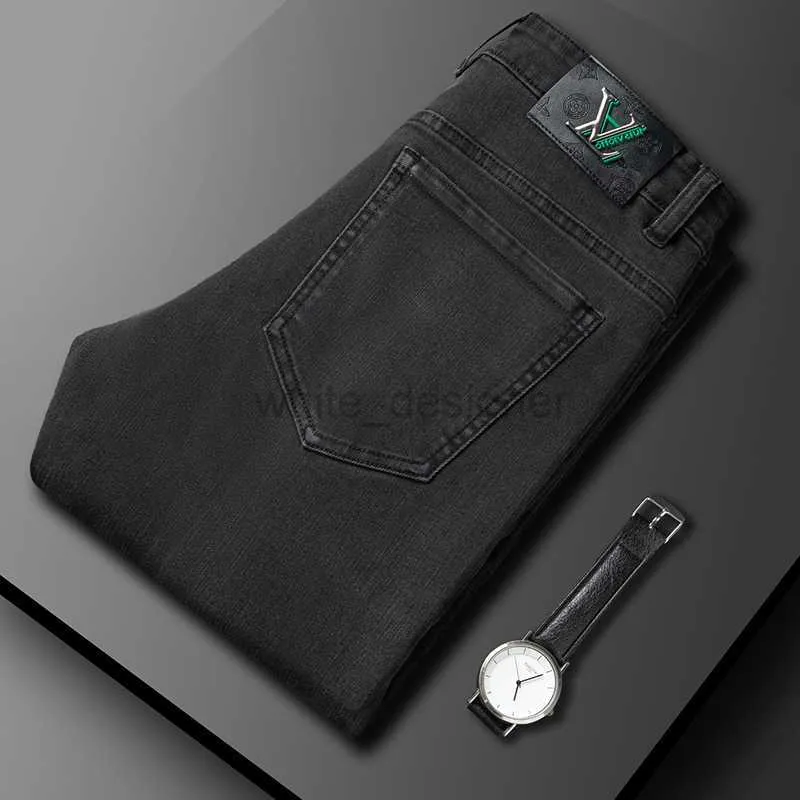 Designer jeans för herrarna 2024 Spring End Luxury Jeans Populära för mäns affär midja små raka ben långa byxor lyxiga herrkläder